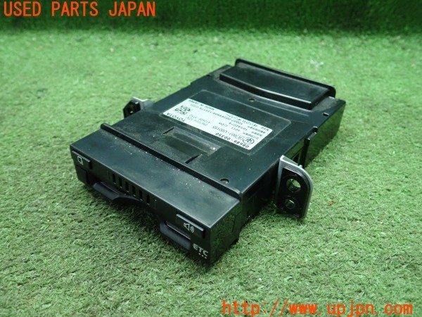 3UPJ=25670503]ヴェルファイア ハイブリッド(AYH30W)純正ビルトイン 08686-00350 ETC車載器 中古_m0