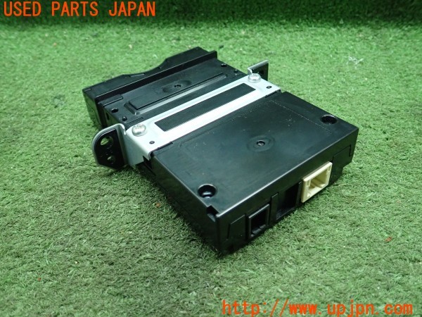 3UPJ=25670503]ヴェルファイア ハイブリッド(AYH30W)純正ビルトイン 08686-00350 ETC車載器 中古_m1