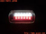3UPJ=25750512]クラウンマジェスタ(URS206)社外 カーテシランプ ドア下側 中古_s4