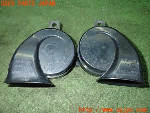 3UPJ=25750563]クラウンマジェスタ(URS206)MARUKO HORN マルコホーン MR-FH-04 MR-FL-04 ホーン 中古_m0