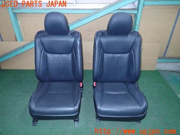 3UPJ=25750609]クラウンマジェスタ(URS206)純正 シートセット 運転席 助手席 レール・スピーカー付き 中古_m0