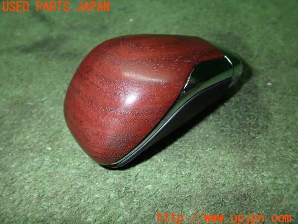 3UPJ=25750614]クラウンマジェスタ(URS206)純正 シフトノブ 中古_m1