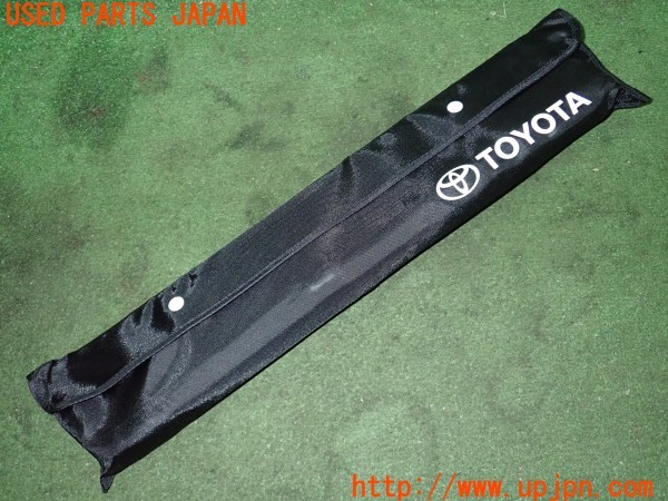 3UPJ=25750643]クラウンマジェスタ(URS206)純正 ΔSIGN デルタサイン RR-1800-S 三角表示板 中古_m3