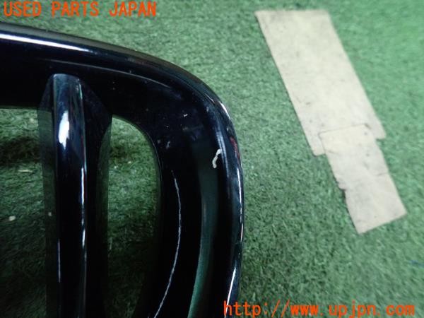 3UPJ=25770047]BMW Z4(LM30 E89)社外 フロントグリル キドニーグリル 中古_m1