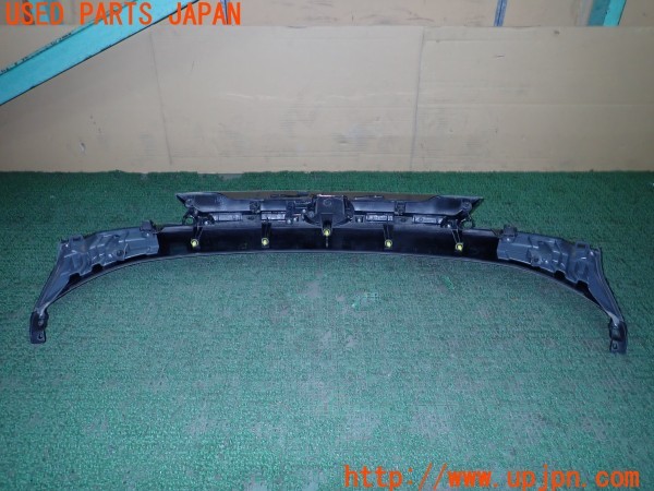 3UPJ=25780057]ハリアー(ZSU60W)前期 純正 リアスポイラー リアフィニッシャー 球屋 エンブレム 付き 中古_m1