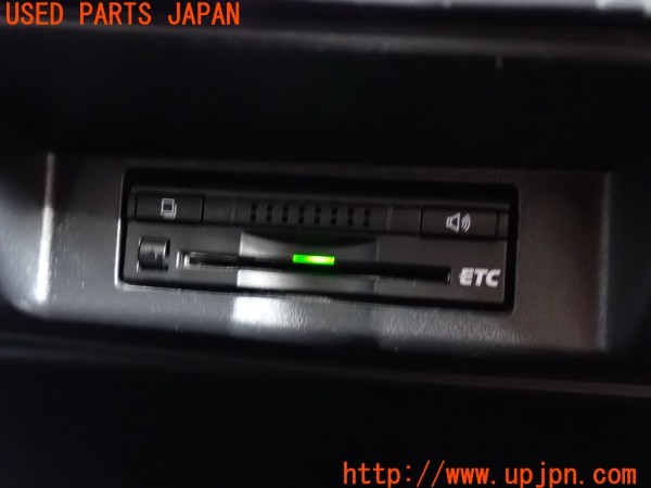 3UPJ=25780503]ハリアー(ZSU60W)前期 純正ビルトイン 08686-00341 ETC車載器 中古_m4