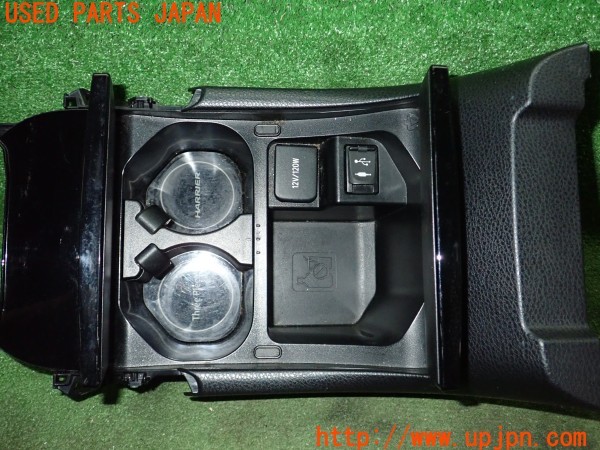 3UPJ=25780631]ハリアー(ZSU60W)前期 純正 センターコンソール コンソールボックス ドリンクホルダー 中古_m1