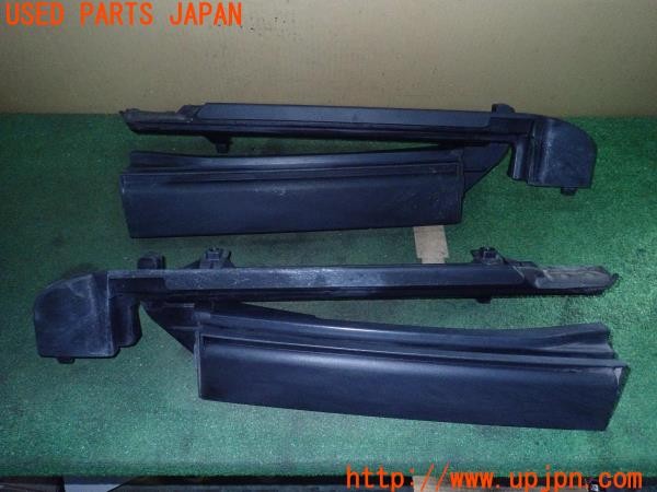 3UPJ=25870013]ジープラングラー(JK38S)純正 55395236A 5539537A ウィンドシールドヘッダーチャンネル 中古_m0