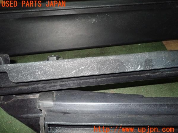 3UPJ=25870013]ジープラングラー(JK38S)純正 55395236A 5539537A ウィンドシールドヘッダーチャンネル 中古_m2