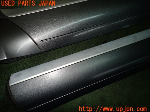 3UPJ=25900012]ポルシェ カイエン ターボ(9PAM4851A 957型)純正 7L5.839.787 7L5.839.788 リアドアサイドパネル 中古_m2