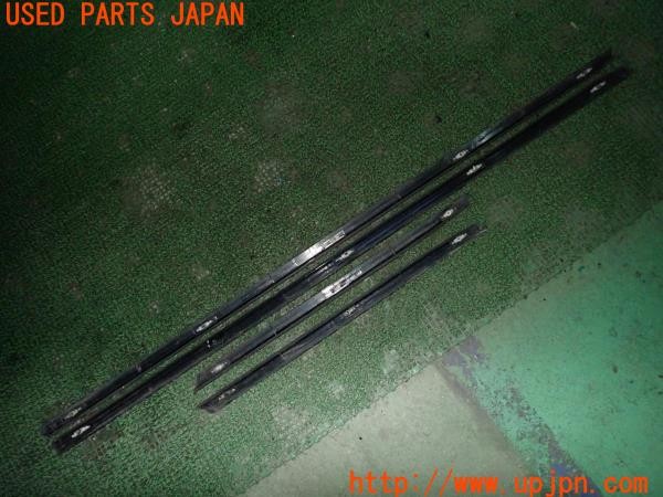 3UPJ=25900013]ポルシェ カイエン ターボ(9PAM4851A 957型)純正 7L0 853 537(8) 539 540 ドアエントリーシル トリム モール 中古_m1