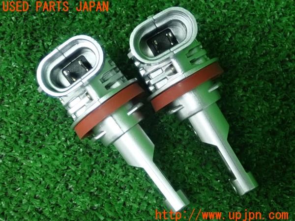 3UPJ=25970505]BMW 120i カブリオレ(UL20  E88)DZG LEDバルブ① フォグランプ 中古_m2