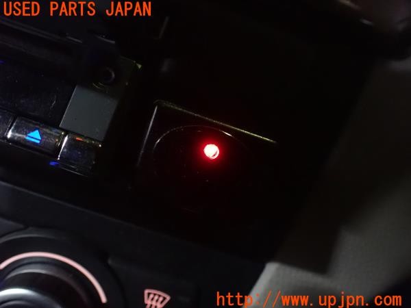 3UPJ=25970578]BMW 120i カブリオレ(UL20  E88)Panasonic パナソニック 地デジチューナー TU-DTV30 中古_m4