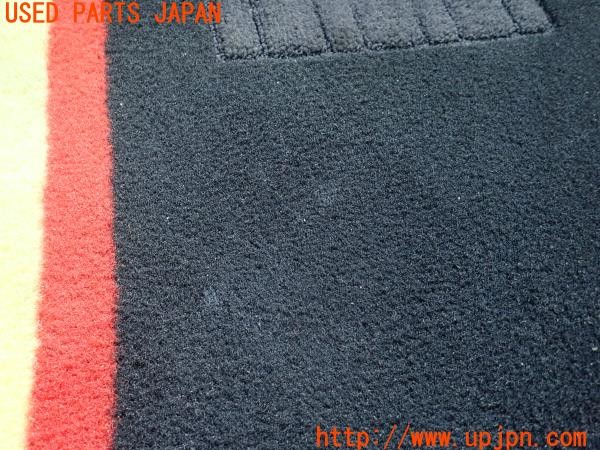 3UPJ=26070629]VW ゴルフ ヴァリアント(AUDFG)ディーラー純正 フロアマット 鈴鹿店オリジナル ドイツ国旗柄 中古_m2