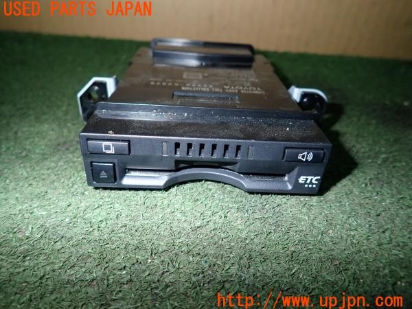 3UPJ=26140503]ヤリス(YARIS)(KSP210)純正ビルトイン 86980-K0020 ETC車載器 中古_m2