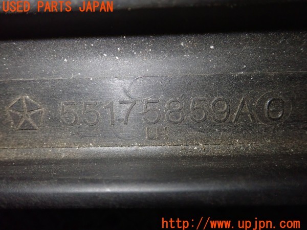 3UPJ=26160012]ジープラングラー スポーツ(TJ40S)純正 55175859A ウィンドシールド ヘッダーチャンネル ドアフレーム 中古_m4