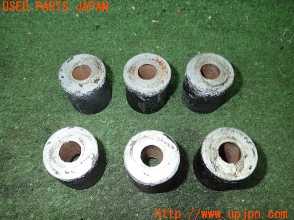 3UPJ=26160417]ジープラングラー スポーツ(TJ40S)社外 ミッション メンバー ダウンブロック 中古_m2