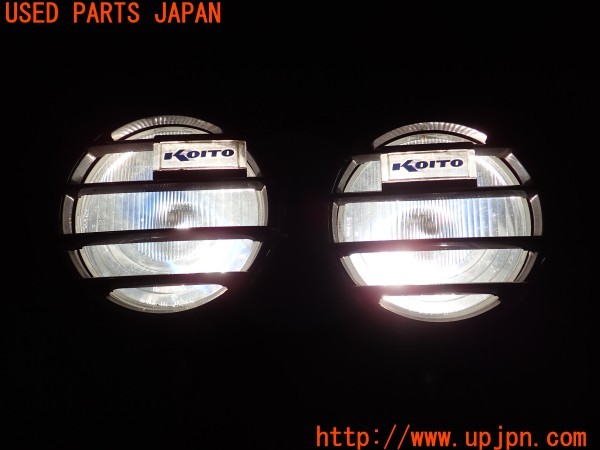 3UPJ=26160558]ジープラングラー スポーツ(TJ40S)小糸製作所 KOITO RV SUPER DRIVING BEAM フォグランプ 中古_m4