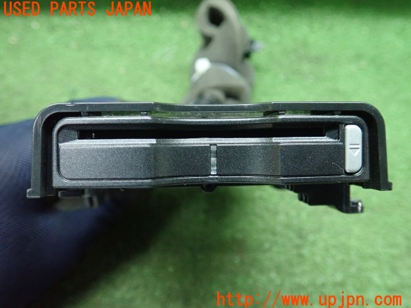 3UPJ=26170503]ボルボ V40(MD4204T)三菱電機 9UD11S ETC車載器 中古_m2