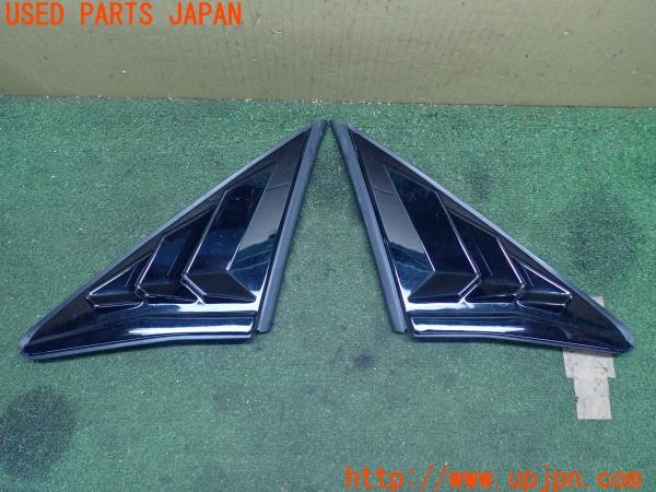 3UPJ=26180012]シビック タイプR(FK8)純正 リアサイドウィンドウルーバー 社外 パネル付き 中古_m0