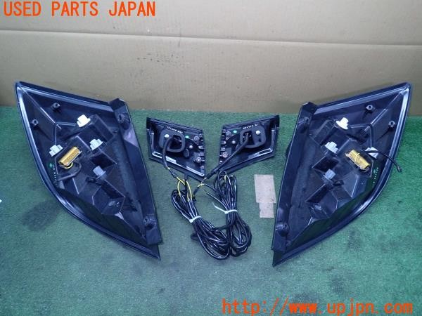 3UPJ=26180547]シビック タイプR(FK8)社外 HD617L01(2) テールランプ スモークレンズ 中古_m1