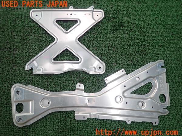 3UPJ=26210700]ロードスター(ND5RC)前期 純正 トンネルブレースバー アルミ ボディ補強 アンダーブレース 2点セット 中古_m1