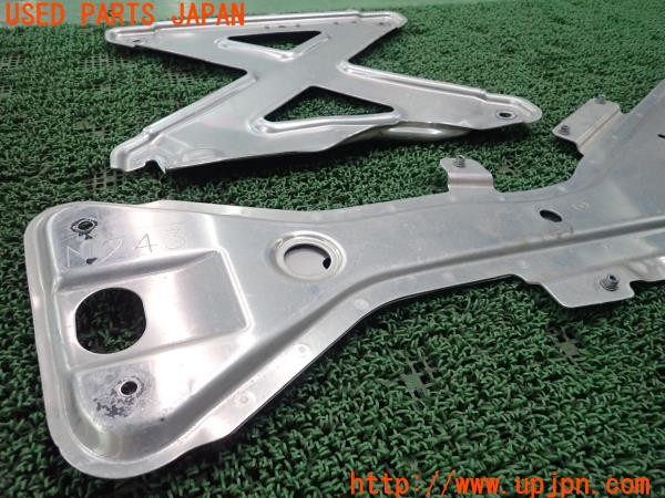 3UPJ=26210700]ロードスター(ND5RC)前期 純正 トンネルブレースバー アルミ ボディ補強 アンダーブレース 2点セット 中古_m2