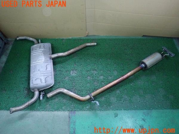 3UPJ=26240152]ベンツ CLA180(117942 X117)純正 A2464910400 A2464911100 マフラー 2分割カット 中古_m1