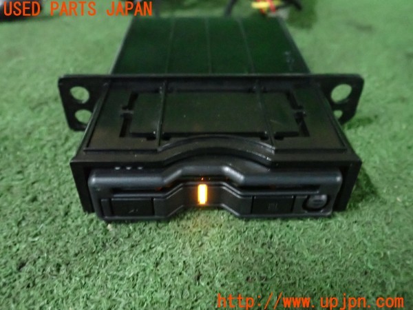 3UPJ=26300503]プリウス(ZVW60)三菱電機 ミツビシ EP2UN22V ETC車載器 中古_m4