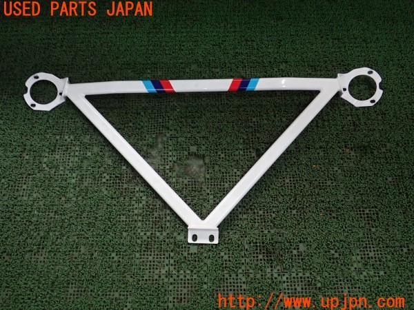 3UPJ=26370705]BMW Z4 ロードスター(BT30 E85)前期 社外 フロントタワーバー 中古_m1