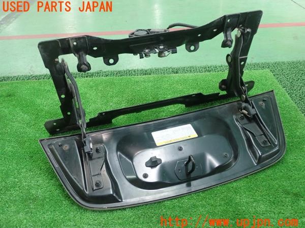 3UPJ=26420012]NISSAN 日産 リーフ(ZE1)純正 充電ポートリッド 給電口蓋 カバー 中古_m2