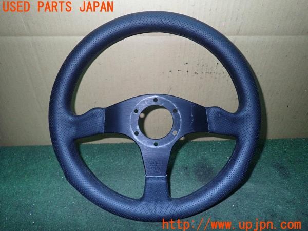3UPJ=26430617]フェアレディZ(HZ33)前期 MOMO COMPETITION モモ コンペティション ステアリング 350mm 中古_m1