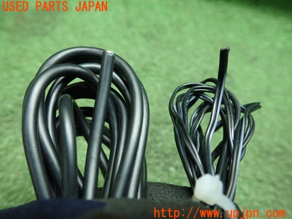 3UPJ=26580575]ポルシェ カイエンＧＴＳ(9PAM4801G 957型)Yupiteru ユピテル ZF915si レーダー探知機 中古_m4