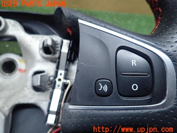 3UPJ=26750617]ルノー ルーテシア(RM5M1)純正 ステアリング 中古_m4