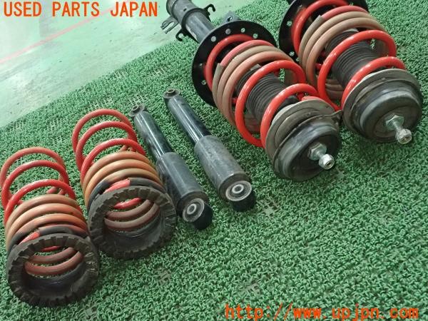 3UPJ=26770411]アバルト 595 ツーリズモ(31214T)KONI コニ ストラット ショック アブソーバー 51902664 51902669/8045-1316 中古_m2