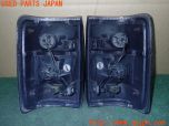 3UPJ=26950033]ハイラックスサーフ(LN130G)TYC 11-3205 11-3206 テールランプ② 中古_s3