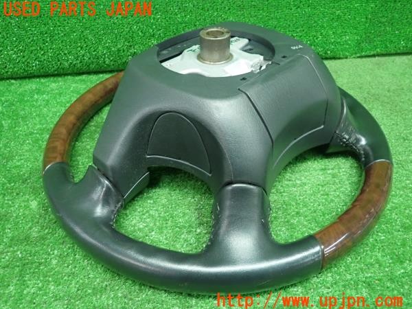 3UPJ=26970617]ステージア 25RS(WGC34)後期 純正 ステアリング 390mm 中古_m4