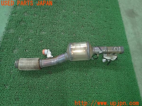 3UPJ=26980159]ベンツ A200d セダン(177112)純正 触媒 マニバーター マテリアル 約5.1Kg 切断加工品 ジャンク_m0