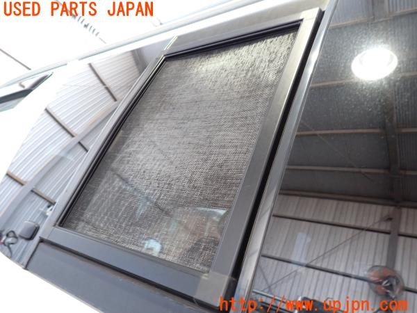 3UPJ=27010637]ハイエースバン200系(KDH206V 3型)メーカー不明 網戸 スクリーンドア 左右 中古_m5