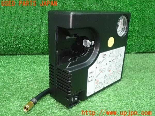 3UPJ=27020625]BMW M135i(1B30 F20)純正 パンク修理キット エアコンプレッサー 中古_m1