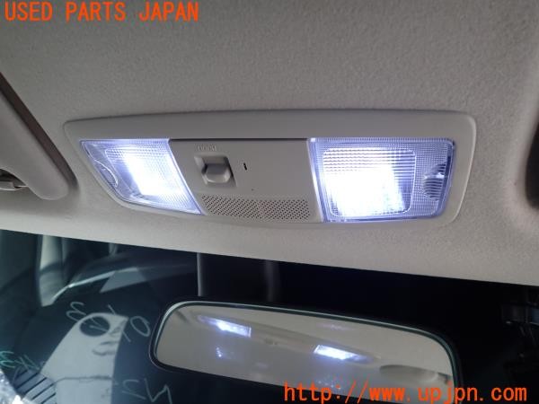 3UPJ=27090522]アウトランダーPHEV(GG2W)前期 社外 LEDルームランプ 中古_m2