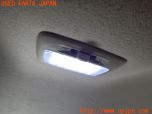 3UPJ=27090522]アウトランダーPHEV(GG2W)前期 社外 LEDルームランプ 中古_s4