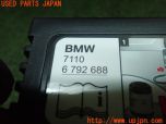 3UPJ=27130625]BMW M4(3C30 F82)純正 6 792 688 パンク修理キット エアコンプレッサー 中古_s3