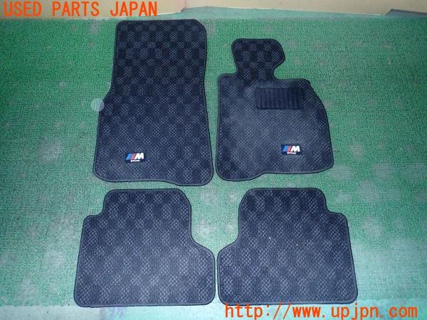 3UPJ=27130629]BMW M4(3C30 F82)純正 M Power フロアマット 右ハンドル用 中古_m0