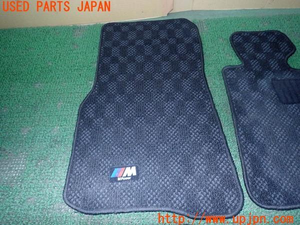 3UPJ=27130629]BMW M4(3C30 F82)純正 M Power フロアマット 右ハンドル用 中古_m2