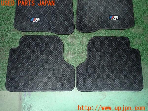 3UPJ=27130629]BMW M4(3C30 F82)純正 M Power フロアマット 右ハンドル用 中古_m3