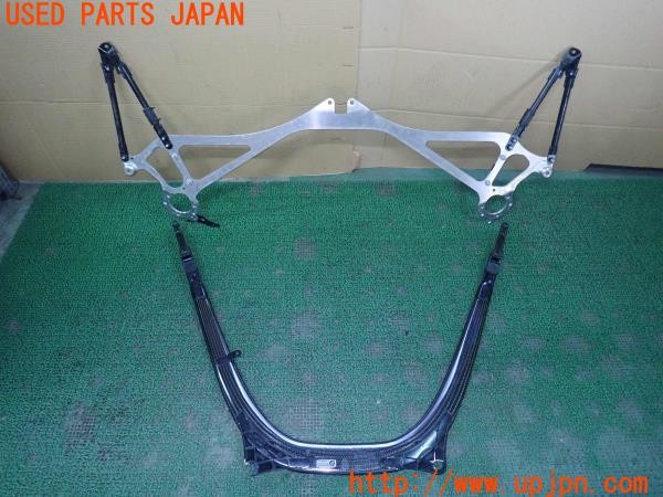 3UPJ=27130705]BMW M4(3C30 F82)純正 1590073167 フロントタワーバー 補強バー 中古_m1