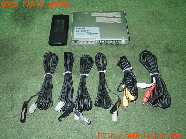 3UPJ=27150578]BMW ミニ(MINI)クーパーS (XS20 F55)carrozzeria カロッツェリア GEX-909DTV 地デジチューナー 中古_m1