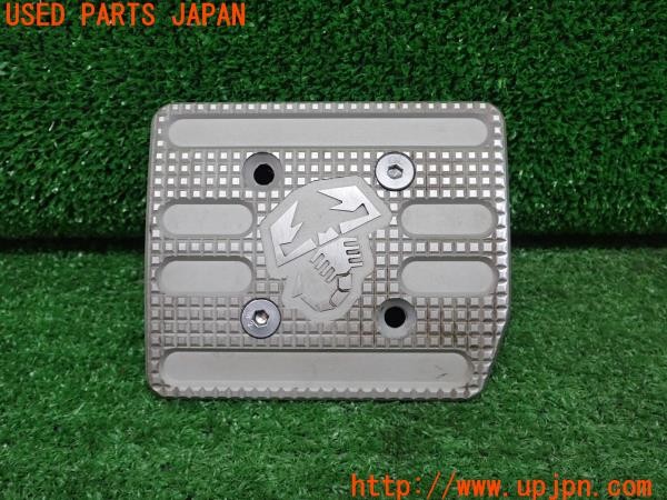 3UPJ=27200630]アバルト 500(312142)純正 ブレーキペダルカバー 中古_m0