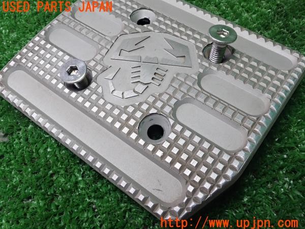 3UPJ=27200630]アバルト 500(312142)純正 ブレーキペダルカバー 中古_m1